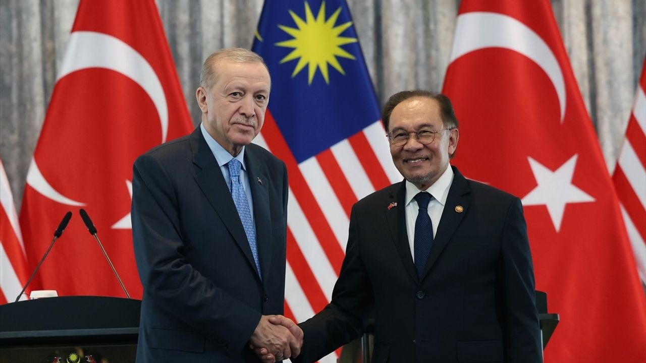 Türkiye ile Malezya Arasında 11 Anlaşma İmzalandı