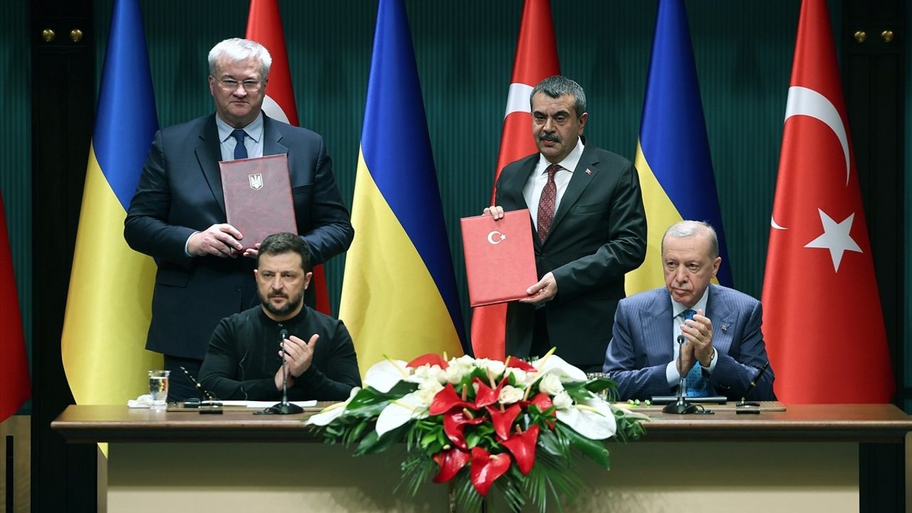 Türkiye ve Ukrayna Arasında Eğitim ve Medya İşbirliği Anlaşmaları İmzalandı