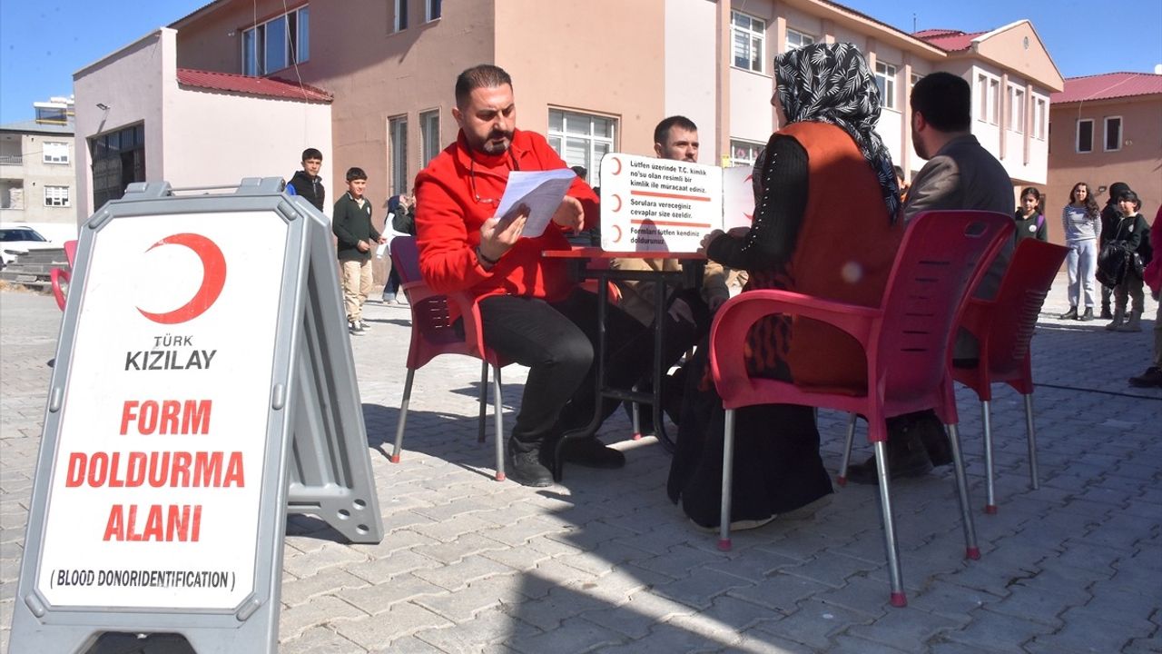 Van'da 'Okulumda KANpanya Var' Etkinliği Düzenlendi