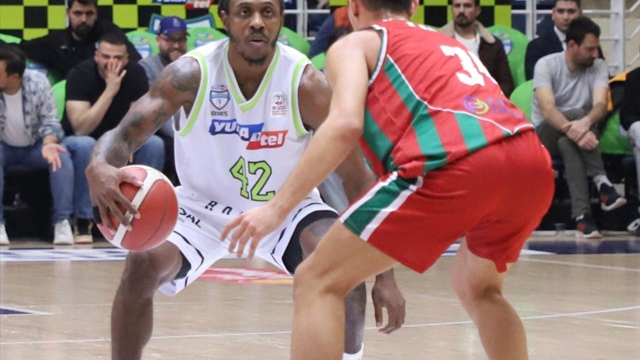 Yukatel Merkezefendi Belediyesi Basket, Karşıyaka'yı 95-71 Yenerek Kayıpsız Devam Ediyor