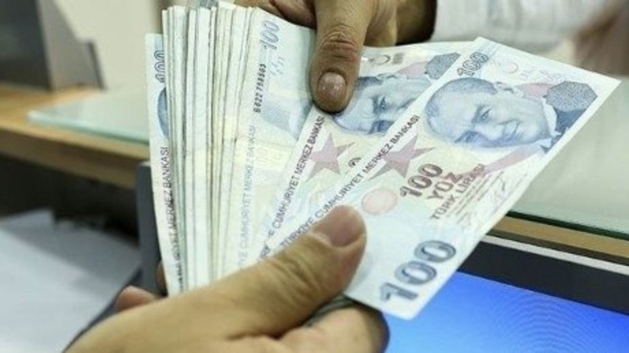 100 Bin TL Kredi Kullanmayı Düşünenler İçin Faiz Oranları ve Ödeme Planları