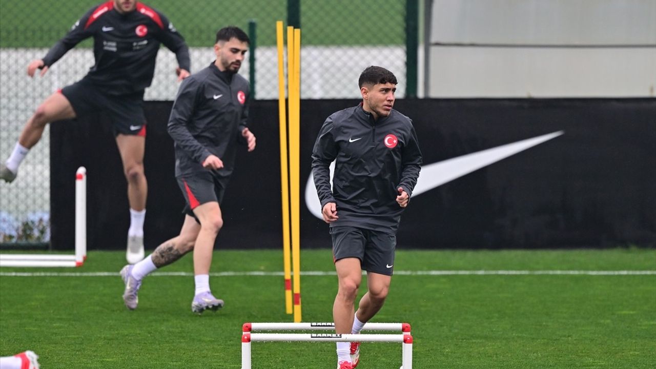A Milli Futbol Takımı, Macaristan Maçı Hazırlıklarına Başladı