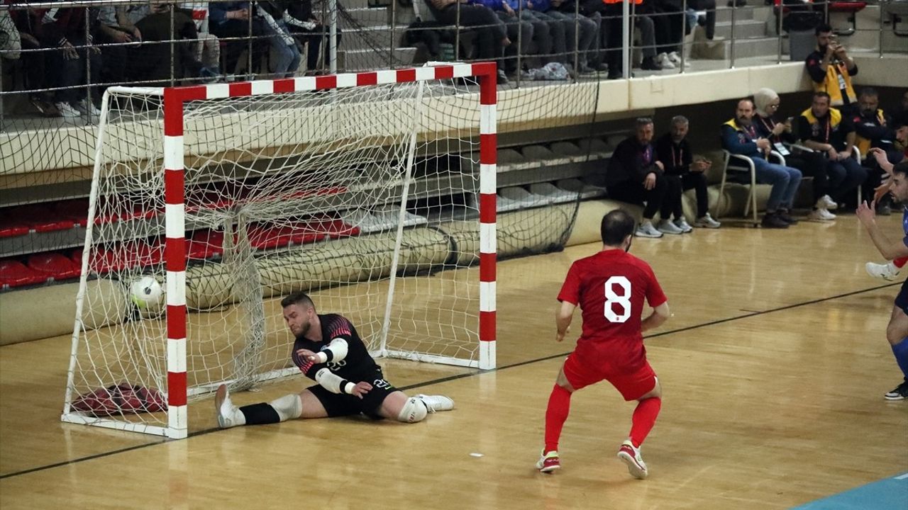 A Milli Futsal Takımı, 2026 Avrupa Şampiyonası Elemeleri'nde Slovakya'ya 8-4 mağlup oldu