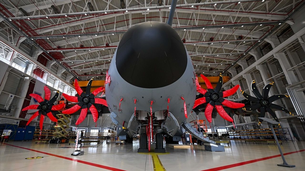 A400M Uçaklarının Bakımı Türkiye'de Yapılıyor: Kayseri'deki Tesisler Kapılarını AA'ya Açtı