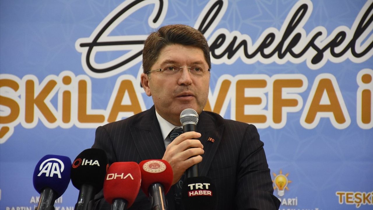 Adalet Bakanı Tunç, Bartın'da İftar Programında Yolsuzluk Soruşturmalarını Değerlendirdi