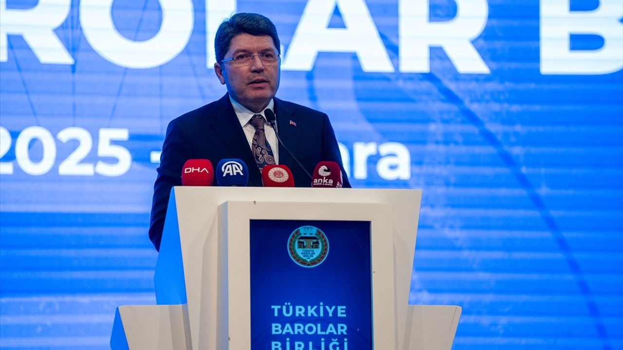 Adalet Bakanı Tunç, TBB İftar Programında Filistin'e Destek Verdi