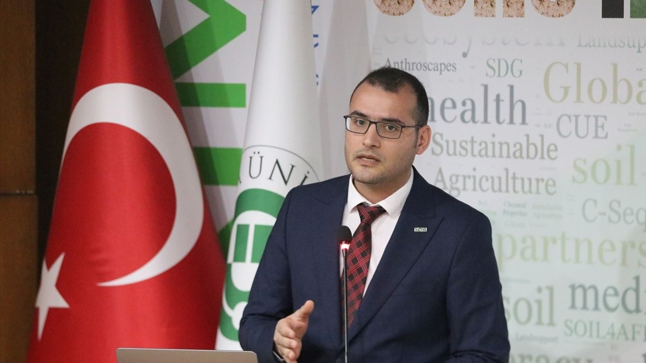 Adana'da Bağımlılıkla Mücadelede Destek Mekanizmaları ve Çözüm Yolları Paneli Gerçekleştirildi