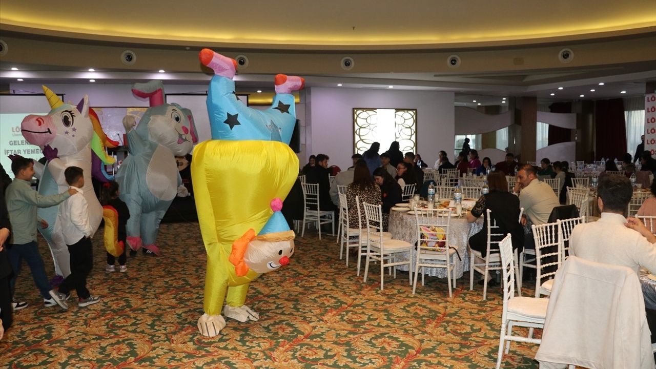 Adana'da LÖSEV İftar Programı Gerçekleştirildi