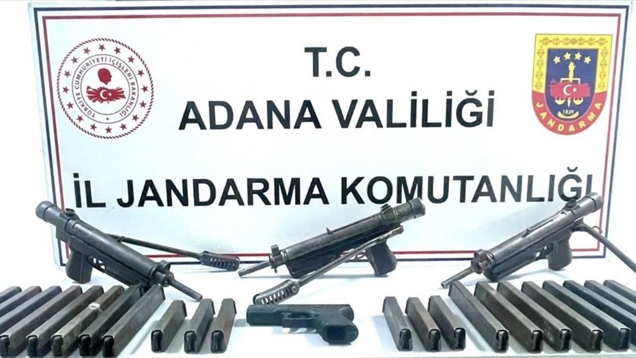 Adana'nın Yüreğir İlçesinde Ruhsatsız Silah Ele Geçirildi