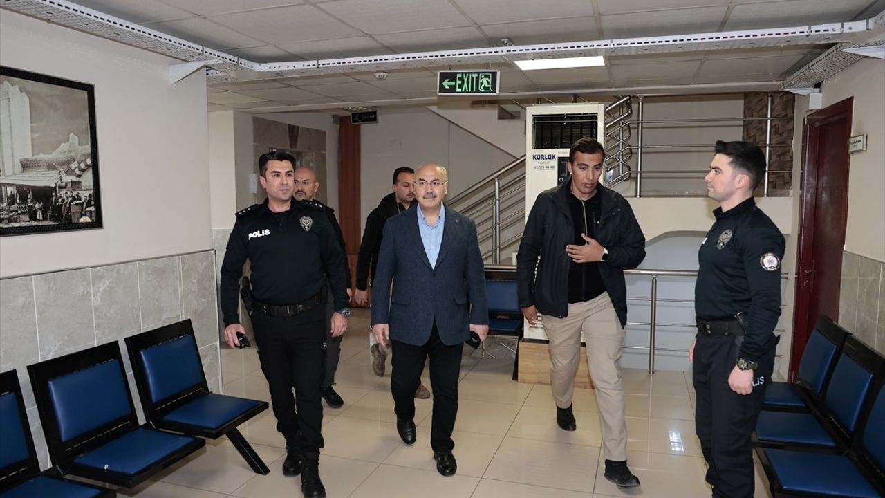 Adana Valisi Yavuz Selim Köşger, Huzur ve Güven Uygulamasını Denetledi