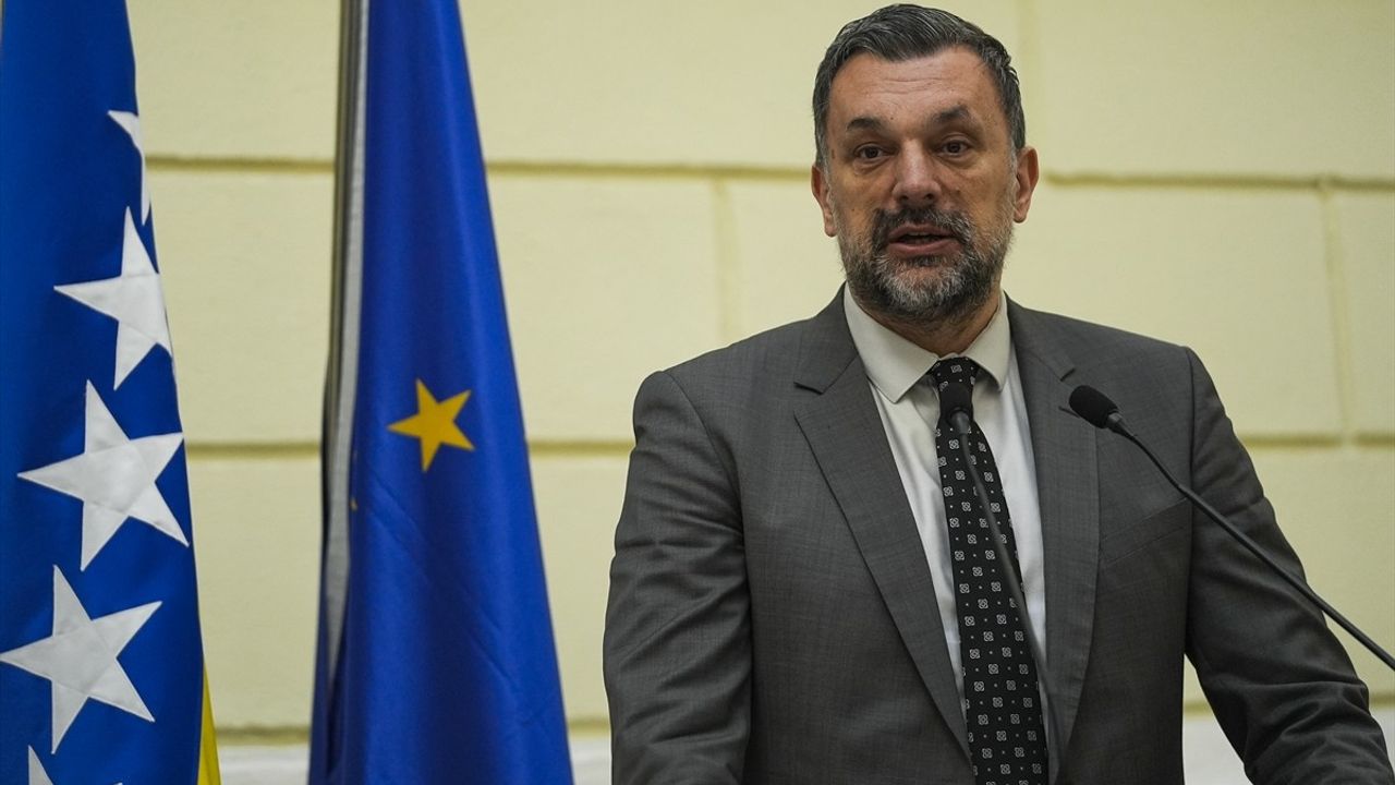 AGİT, Dodik'in Kararlarını Temel Özgürlüklere Tehdit Olarak Değerlendiriyor