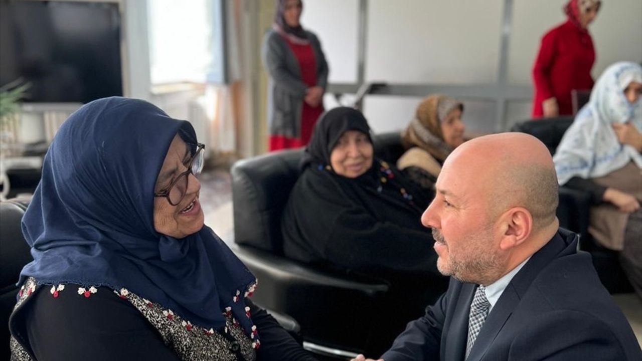 Aile ve Sosyal Hizmetler Bakanlığı, 81 İl'deki Ailelerle İftarda Buluştu