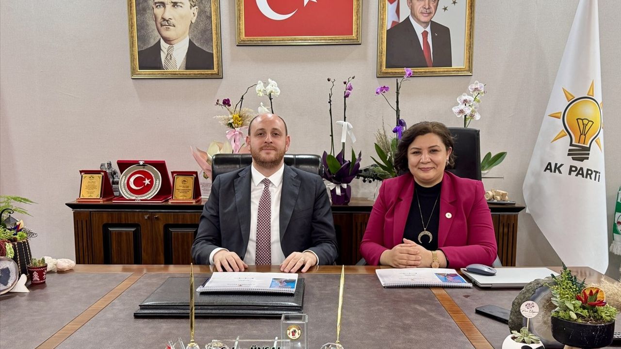 AK Parti Genel Başkan Yardımcısı Büyükgümüş, Kırşehir'de Teşkilatların Çalışmalarını Değerlendirdi