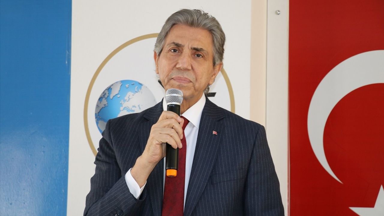 AK Parti Genel Başkan Yardımcısı Mustafa Demir, Amasya'da Yerel Yönetimlerin Önemi Üzerine Konuştu