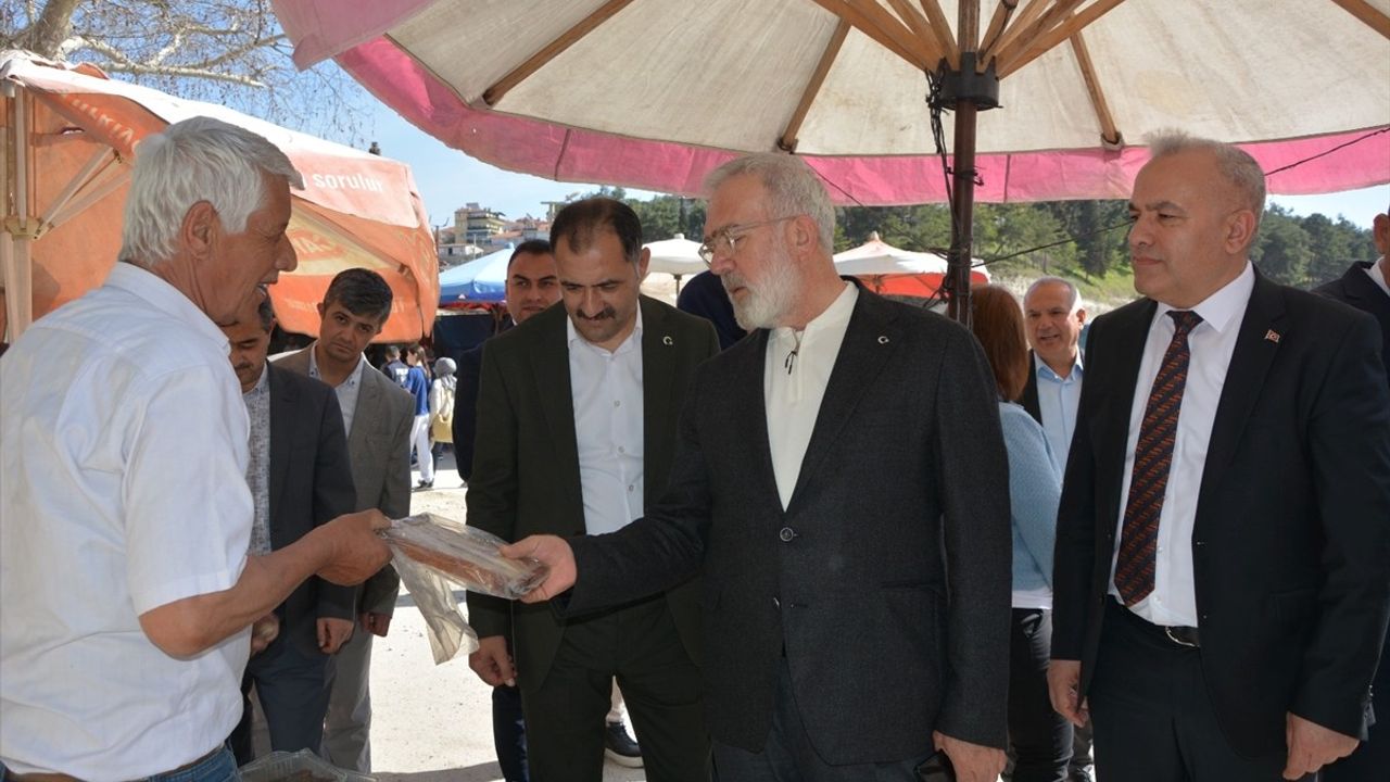 AK Parti Grup Başkanvekili Bahadır Nahit Yenişehirlioğlu, Manisa'nın Demirci İlçesini Ziyaret Etti