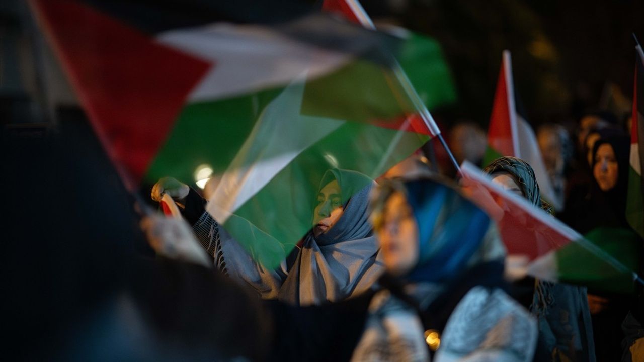 Ankara'da İsrail'in Gazze'ye Yönelik Saldırıları Protesto Edildi