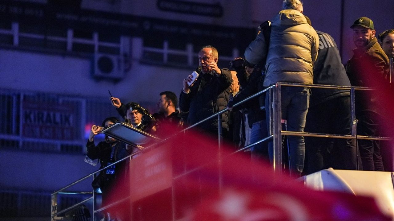 Ankara'da İzinsiz Gösteri: 2 Polis Yaralandı, 44 Gösterici Gözaltına Alındı