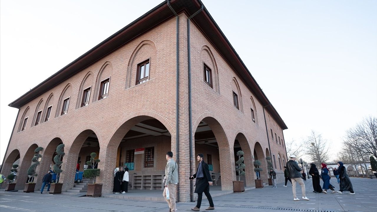 Ankara'da Ramazan Bayramı Namazı Coşkusu