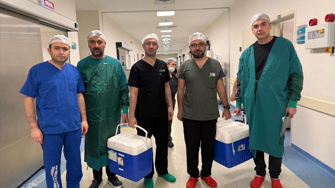 Antalya'da Beyin Ölümü Gerçekleşen Gençten 5 Hastaya Organ Bağışı