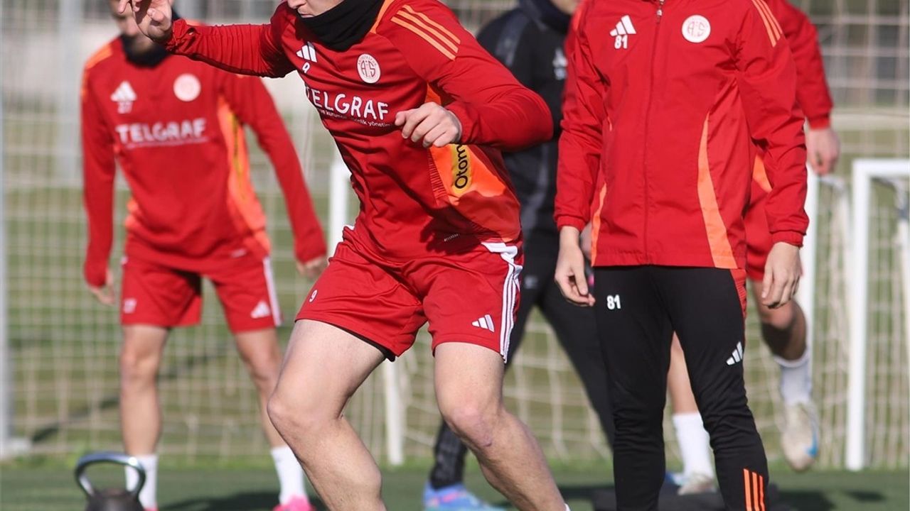 Antalyaspor, Alanyaspor Maçının Hazırlıklarına Başladı