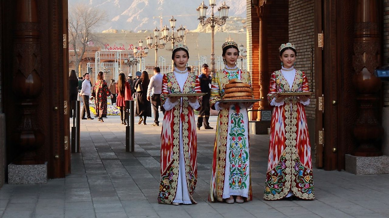 Asman Airlines, Kırgızistan'ın İlk Uluslararası Uçuşunu Tacikistan'a Gerçekleştirdi