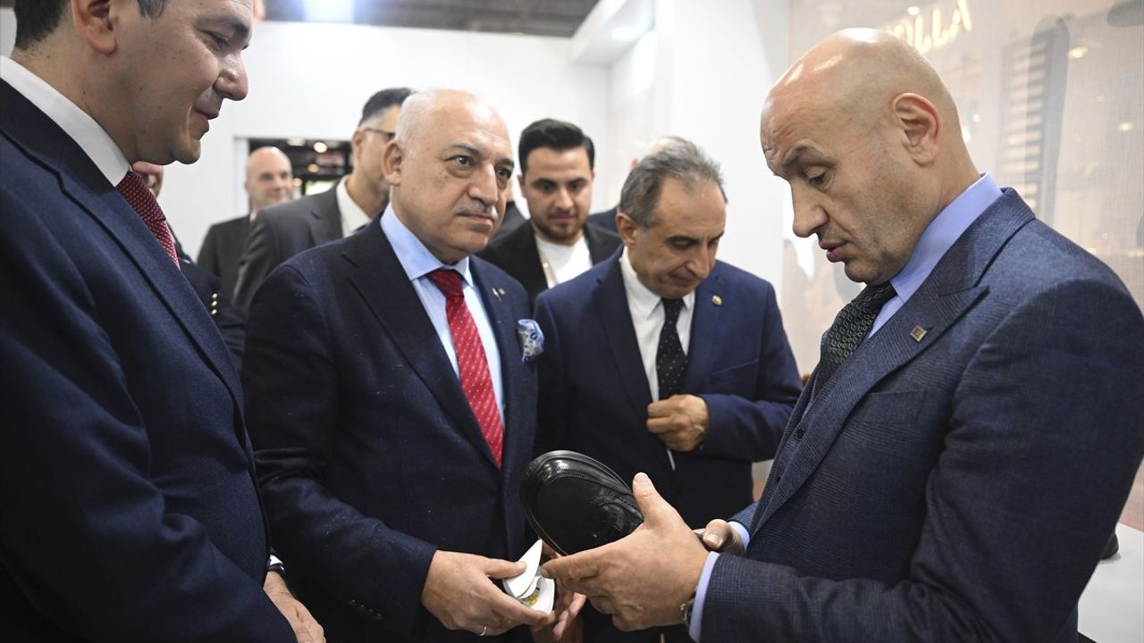 Avrupa'nın En Büyük Ayakkabı Fuarı İstanbul'da Başladı