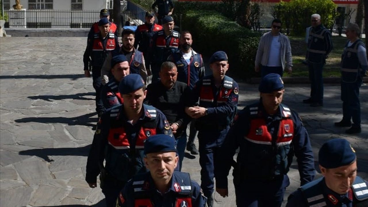 Aydın'ın Bozdoğan İlçesinde Kadın Cinayeti: 33 Yaşındaki Meltem Menteşeli Silahla Ölü Bulundu