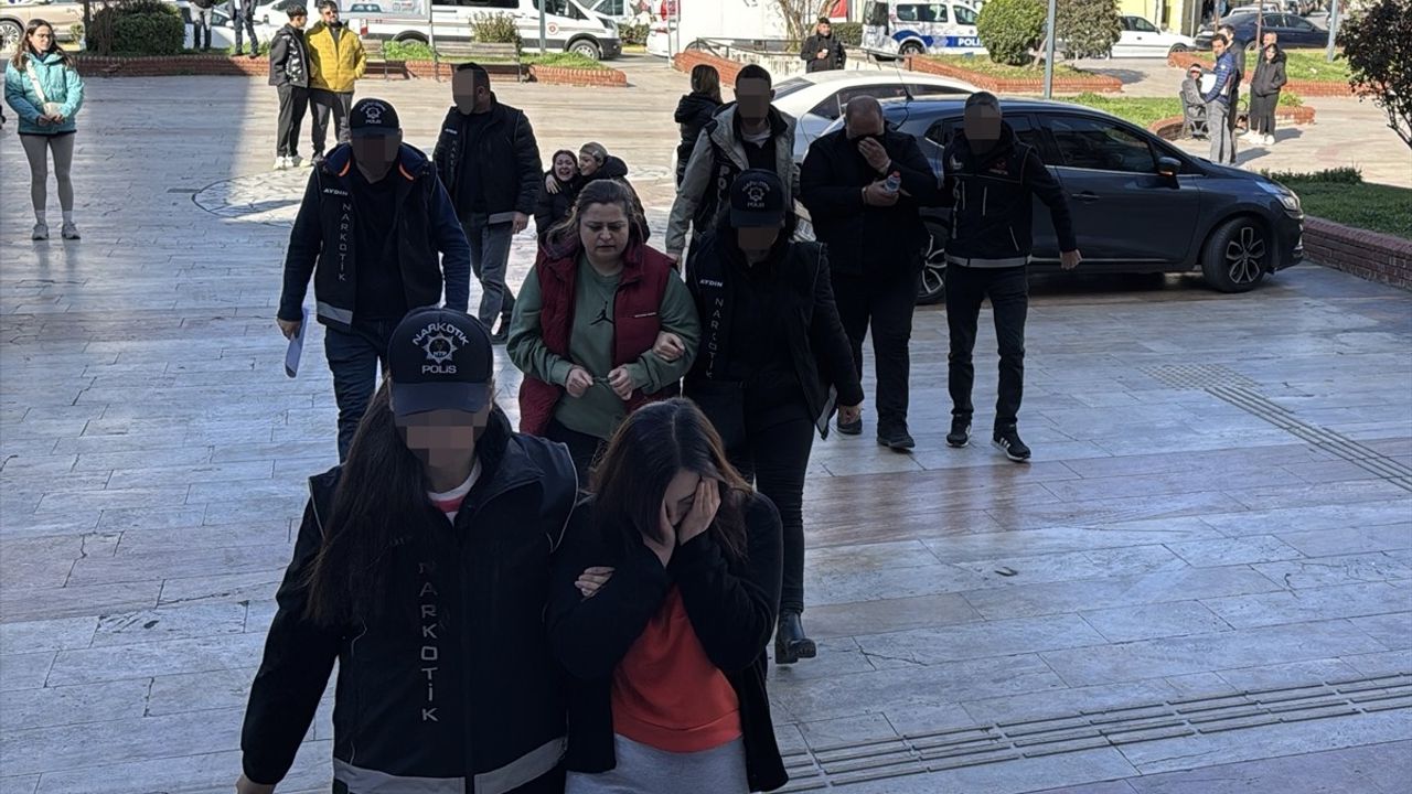 Aydın ve Ordu'da Yeşil Reçeteli İlaç Operasyonu: 5 Şüpheli Gözaltında