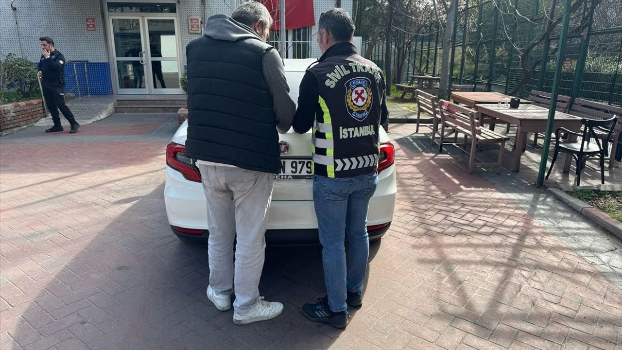 Bahçelievler'de Tehdit Eden Sürücü Yakalandı ve Para Cezası Aldı