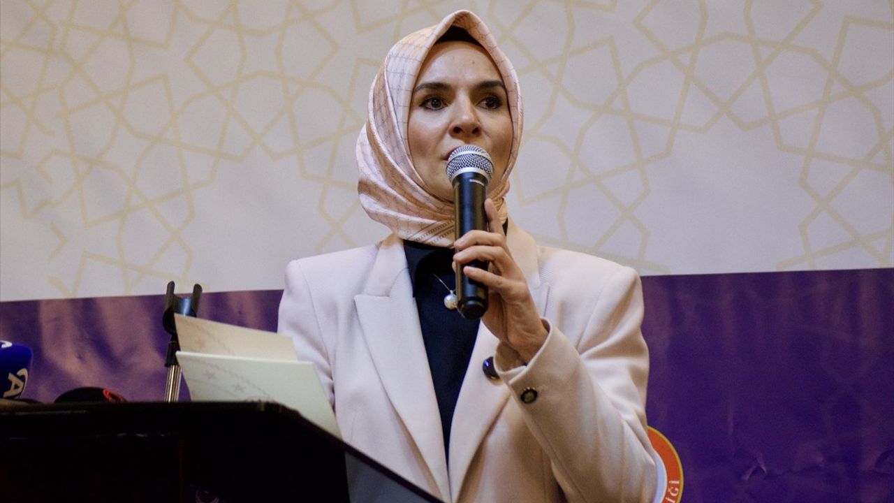 Bakan Göktaş, Kırşehir'de Aile Yılı Tanıtımını Yaptı