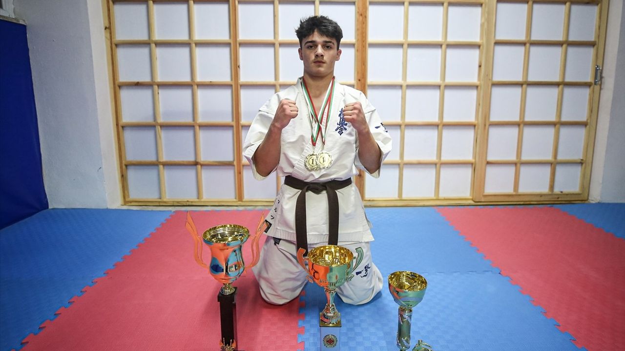 Balkan Şampiyonu Karateci Mert Tayfun, Avrupa'da Altın Madalya Hedefliyor