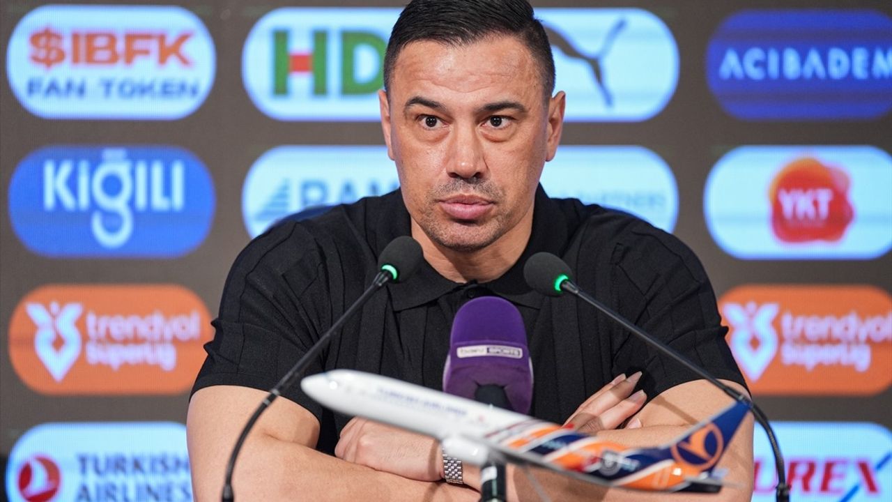 Başakşehir Teknik Direktörü Çağdaş Atan, Trabzonspor Mağlubiyetinin Ardından Açıklamalarda Bulundu
