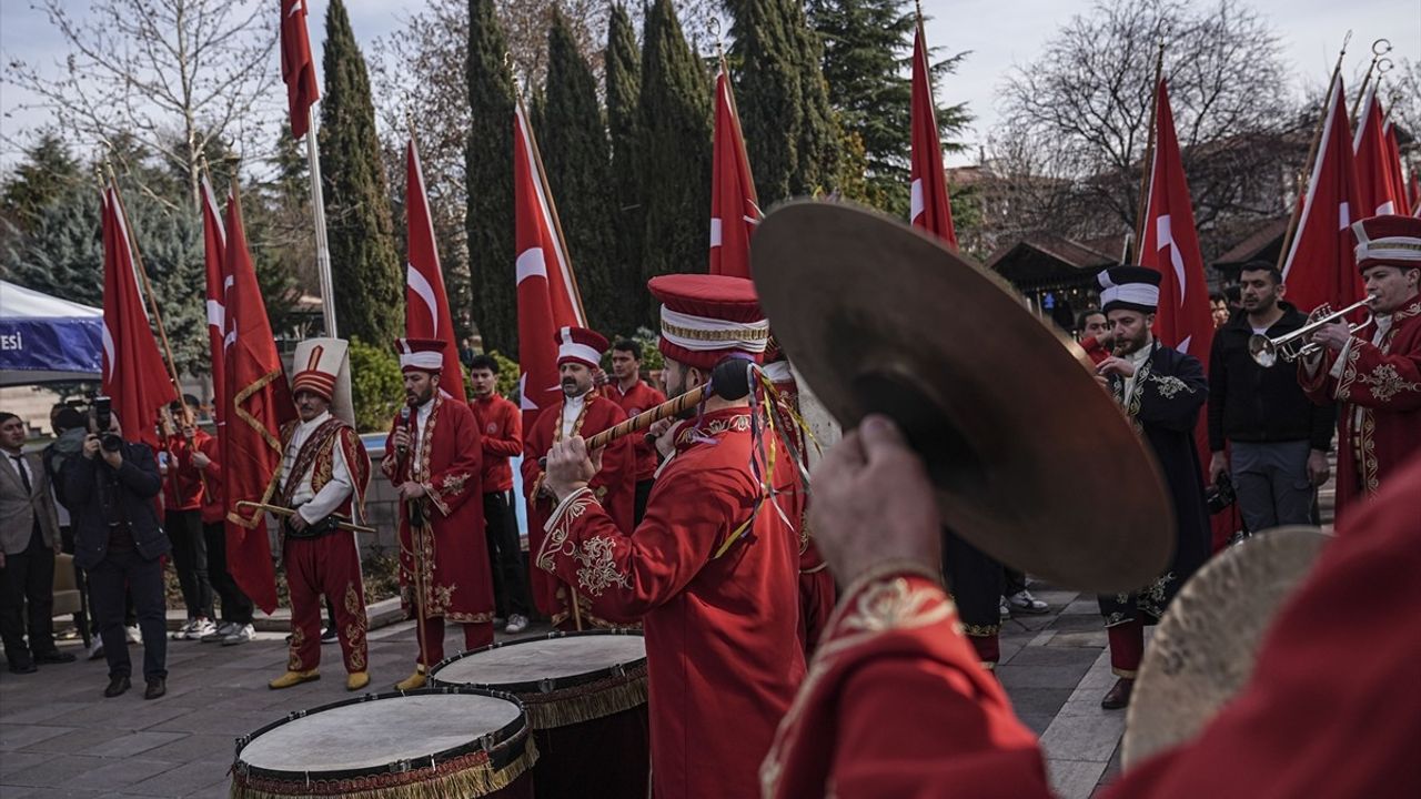 Başkentte İstiklal Marşı'nın 104. Yılı Kutlandı: "Bir Yıldız, Bir Hilal, İlelebet İstiklal" Etkinliği