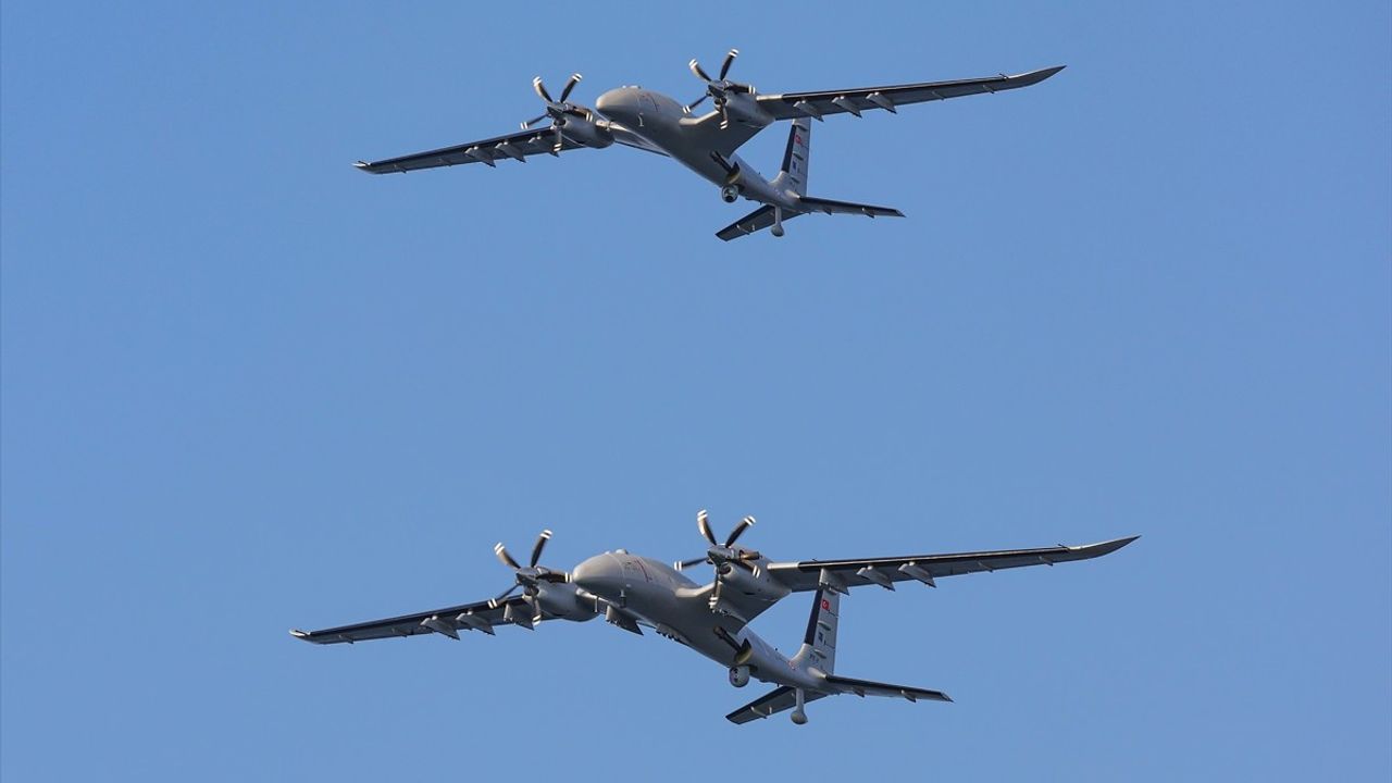 Bayraktar AKINCI, 100 Bin Uçuş Saatini Aşarak Tarihe Geçti