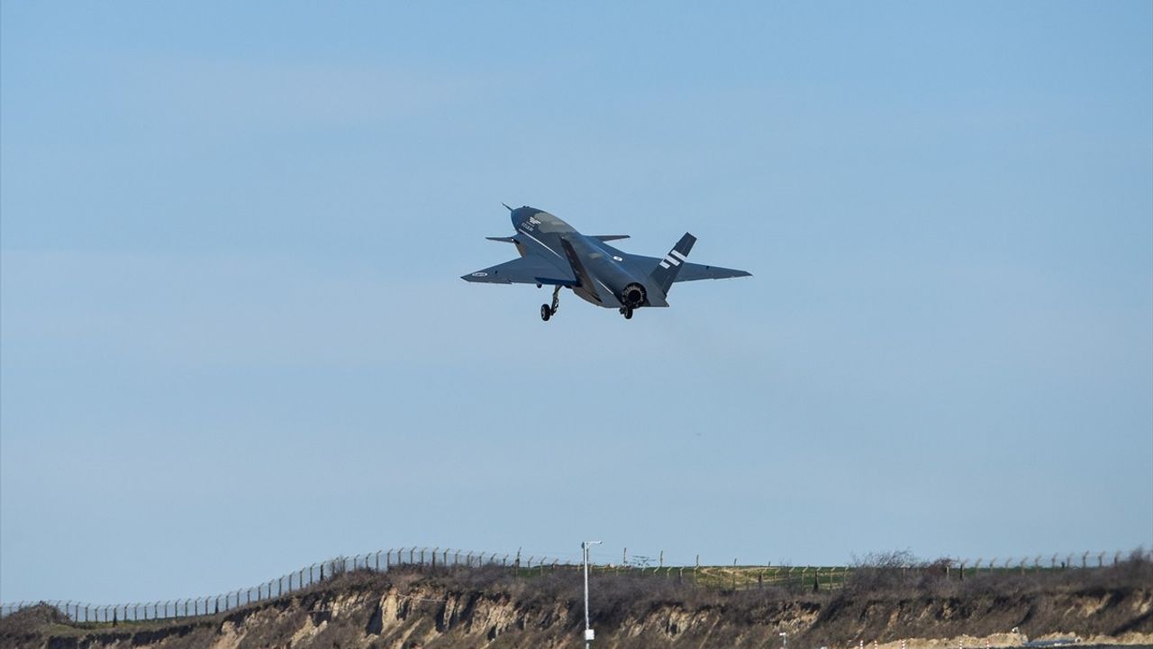 Bayraktar KIZILELMA, Aerodinamik Sistem Tanımlama Testini Başarıyla Tamamladı