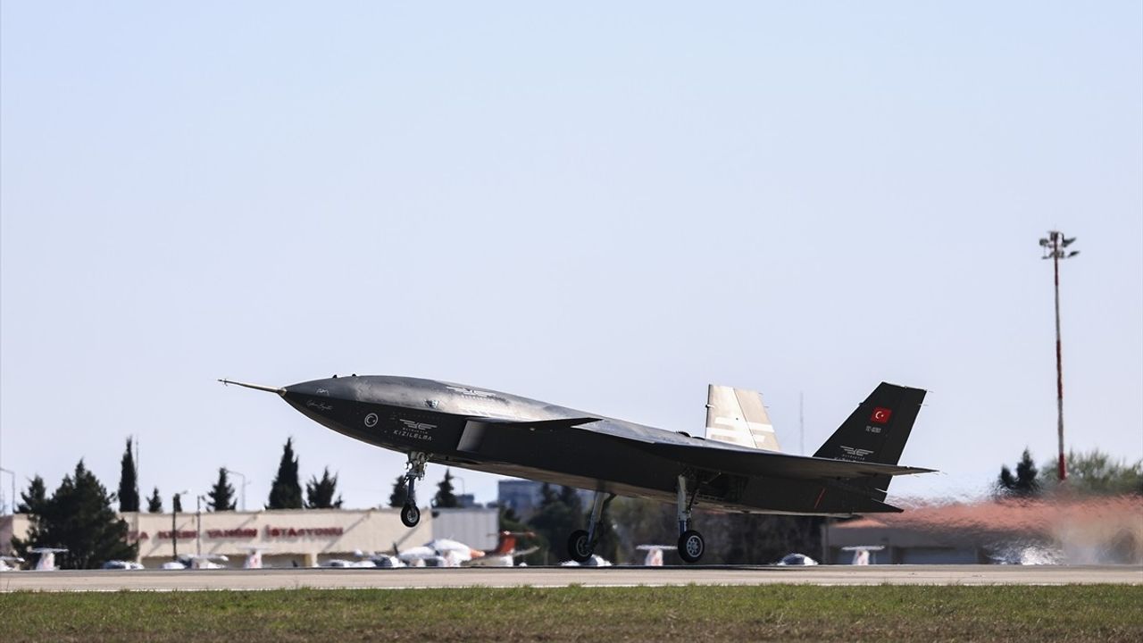 Bayraktar KIZILELMA, Manevra Testini Başarıyla Tamamladı