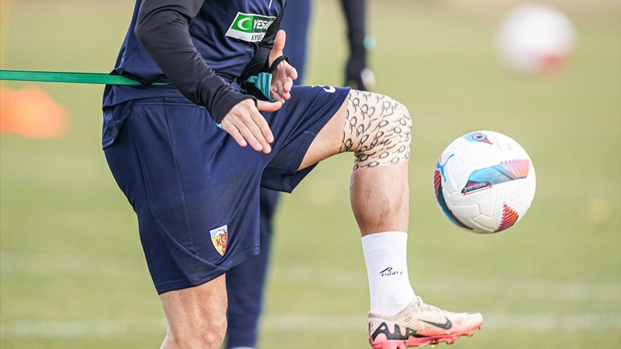 Bellona Kayserispor, Başakşehir Maçına Hazırlanıyor