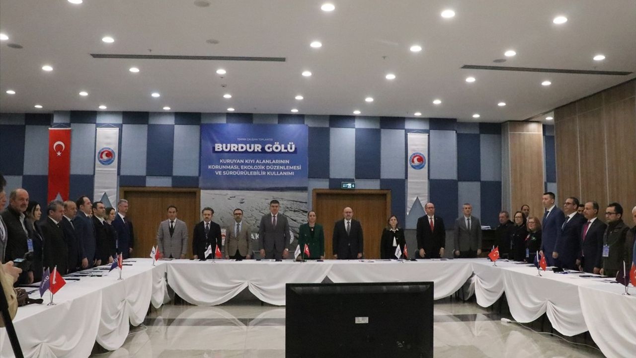 Burdur'da Burdur Gölü Kıyı Alanlarının Korunması Çalıştayı Gerçekleşti