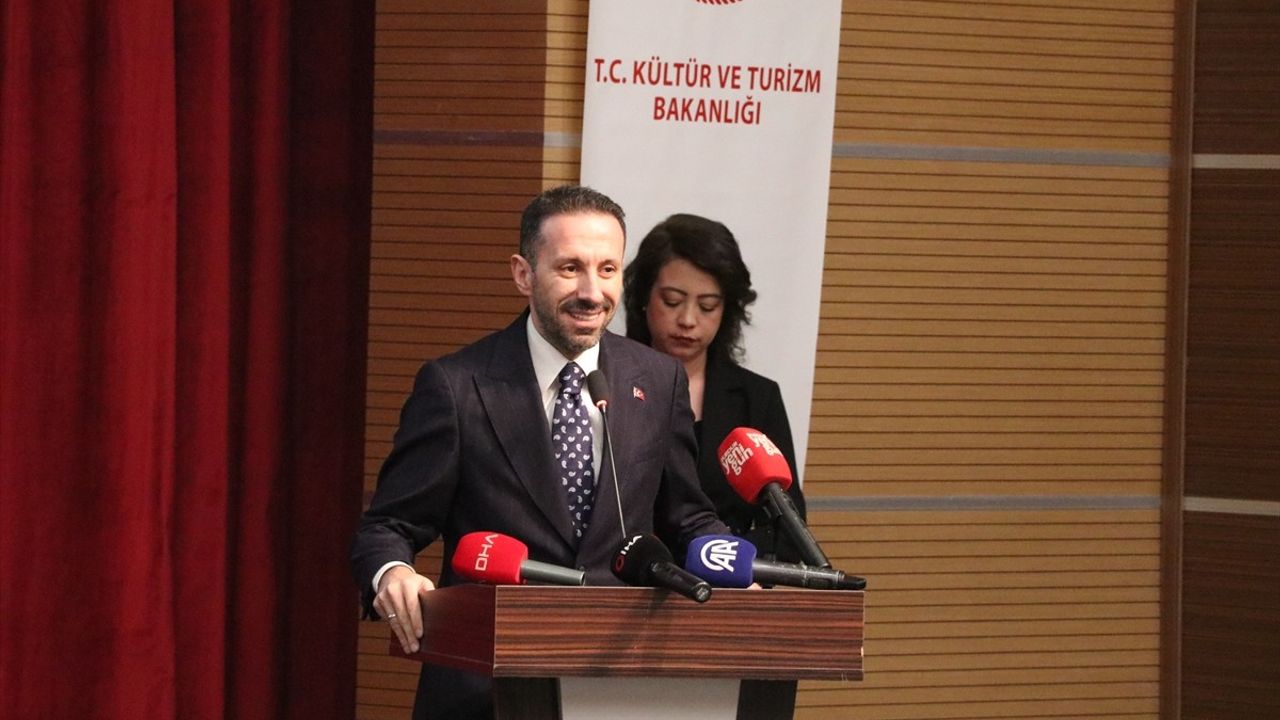 Burdur'da İlk Geleneksel El Sanatları Festivali Başladı