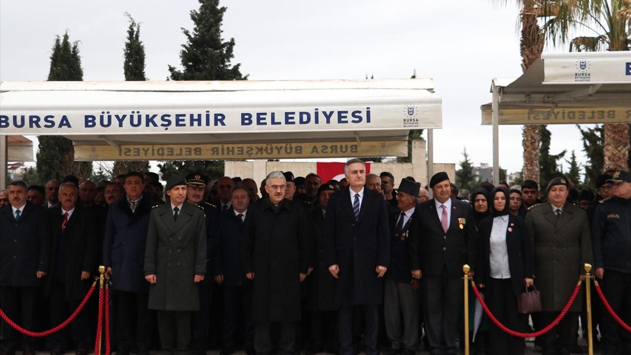 Bursa'da 18 Mart Şehitleri Anma Günü ve Devlet Övünç Madalyası Tevcih Töreni Düzenlendi