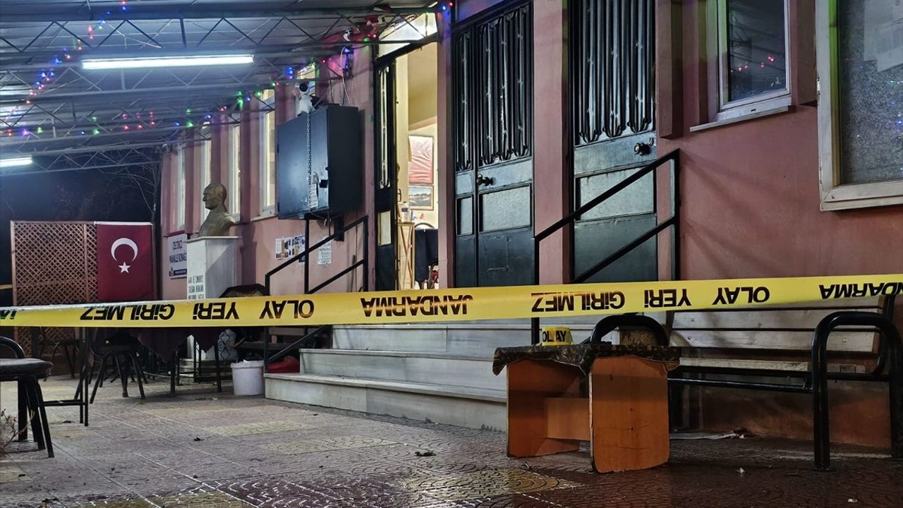 Bursa'da Silahlı Kavga: 1 Kişi Ağır Yaralandı