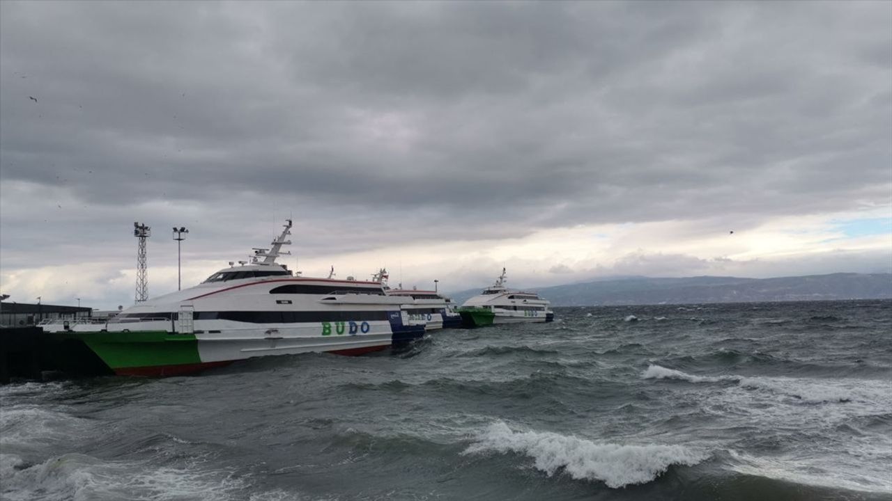 Bursa Deniz Otobüslerinin 4 Seferi Olumsuz Hava Koşulları Nedeniyle İptal Edildi