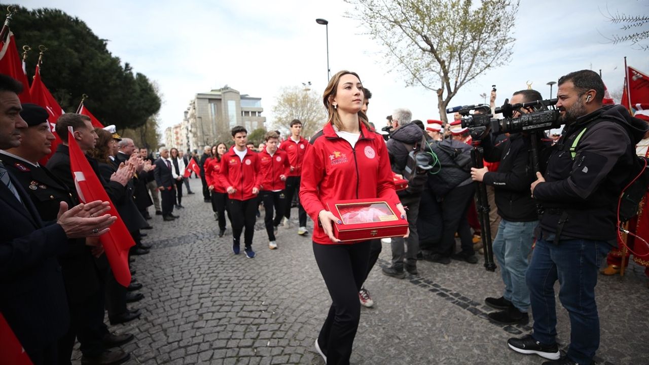 Çanakkale Deniz Zaferi'nin 110. Yılı Etkinlikleri Çimenlik Kalesi'nde Başladı