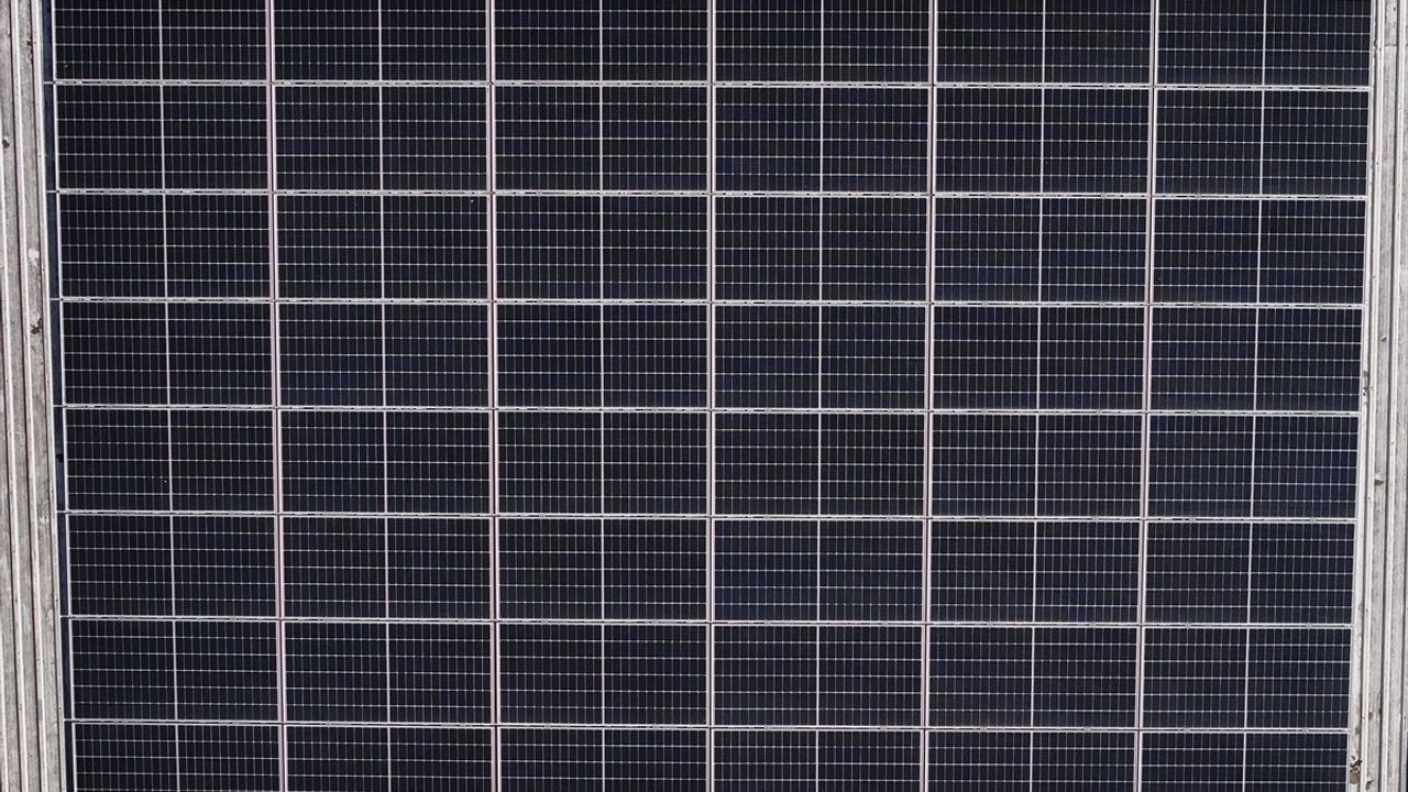 Çay Fabrikası Güneş Enerjisi ile Maliyetleri Düşürüyor