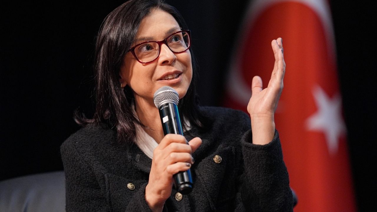 Çevre Sorunları ve Medyanın Rolü, İstanbul Üniversitesi-Cerrahpaşa'da Tartışıldı