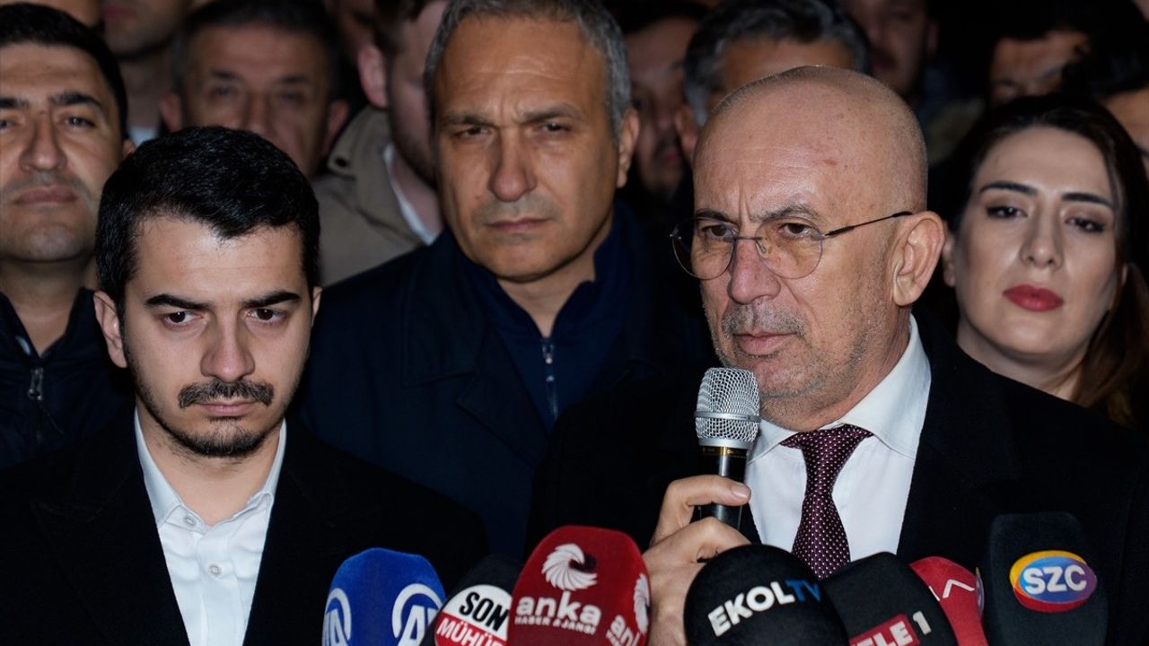 CHP Ankara İl Başkanlığı'ndan YÖK'e Tepki: İmamoğlu'nun Diplomasının İptali Hukuksuzdur