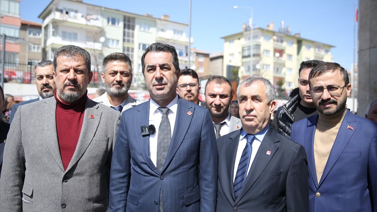 CHP Genel Başkan Yardımcısı Erhan Adem Niğde'de Ön Seçim Düzenledi