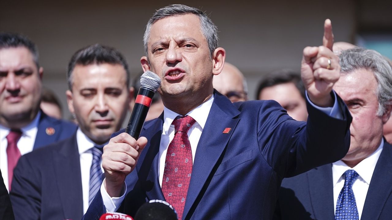 CHP Genel Başkanı Özgür Özel, Beykoz'da 'Hukuk Devleti' Vurgusu Yaptı