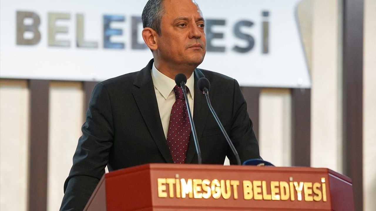 CHP Genel Başkanı Özgür Özel'den Trump'a Tepki: Filistin'i Yalnız Bırakıyorsunuz