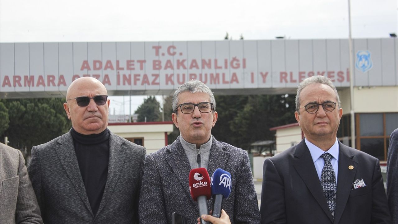CHP Heyeti Marmara Kapalı Ceza İnfaz Kurumu'nda Tutuklu Belediye Başkanlarını Ziyaret Etti